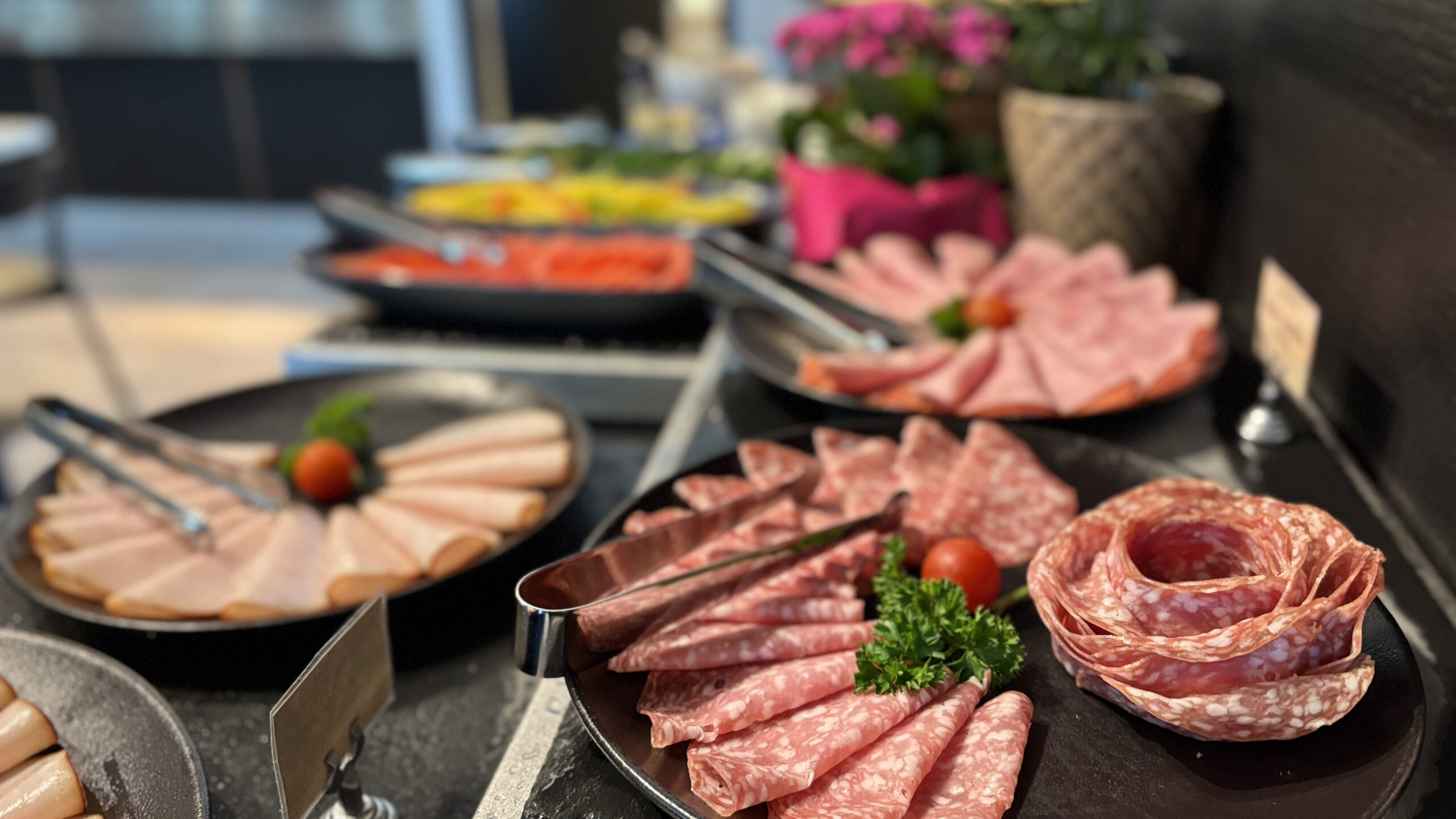 Frukostbuffé på Hotell Fängelset